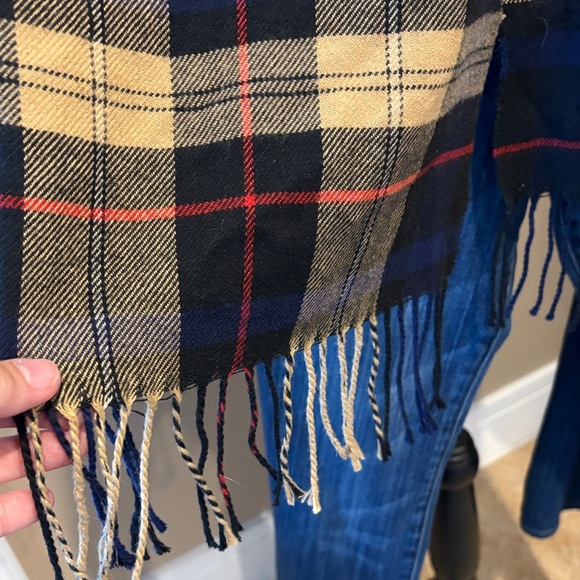 **Cashmere Feel Italy Design Scarf fringe navy multi color plaid - Picture 5 of 7